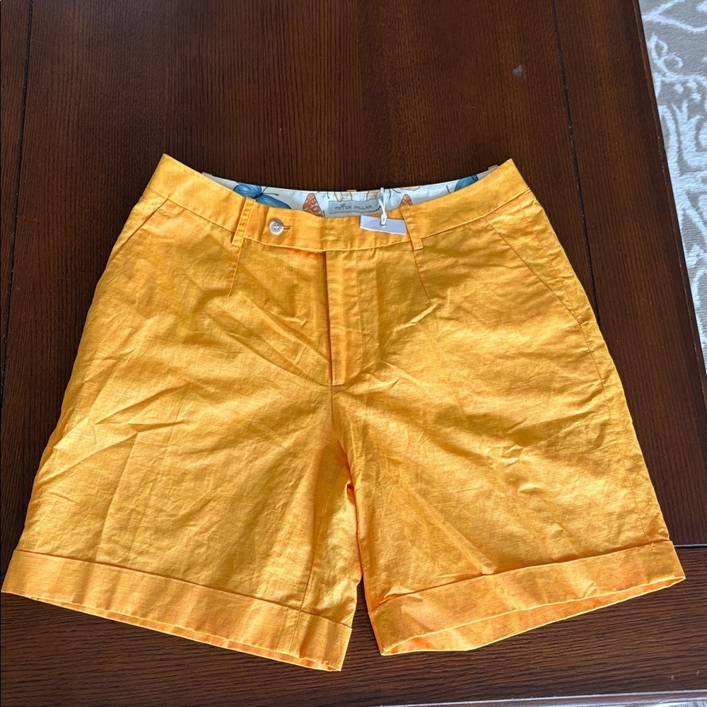 Ladies Peter Millar ladies shorts linen blend. Size 4. Orange